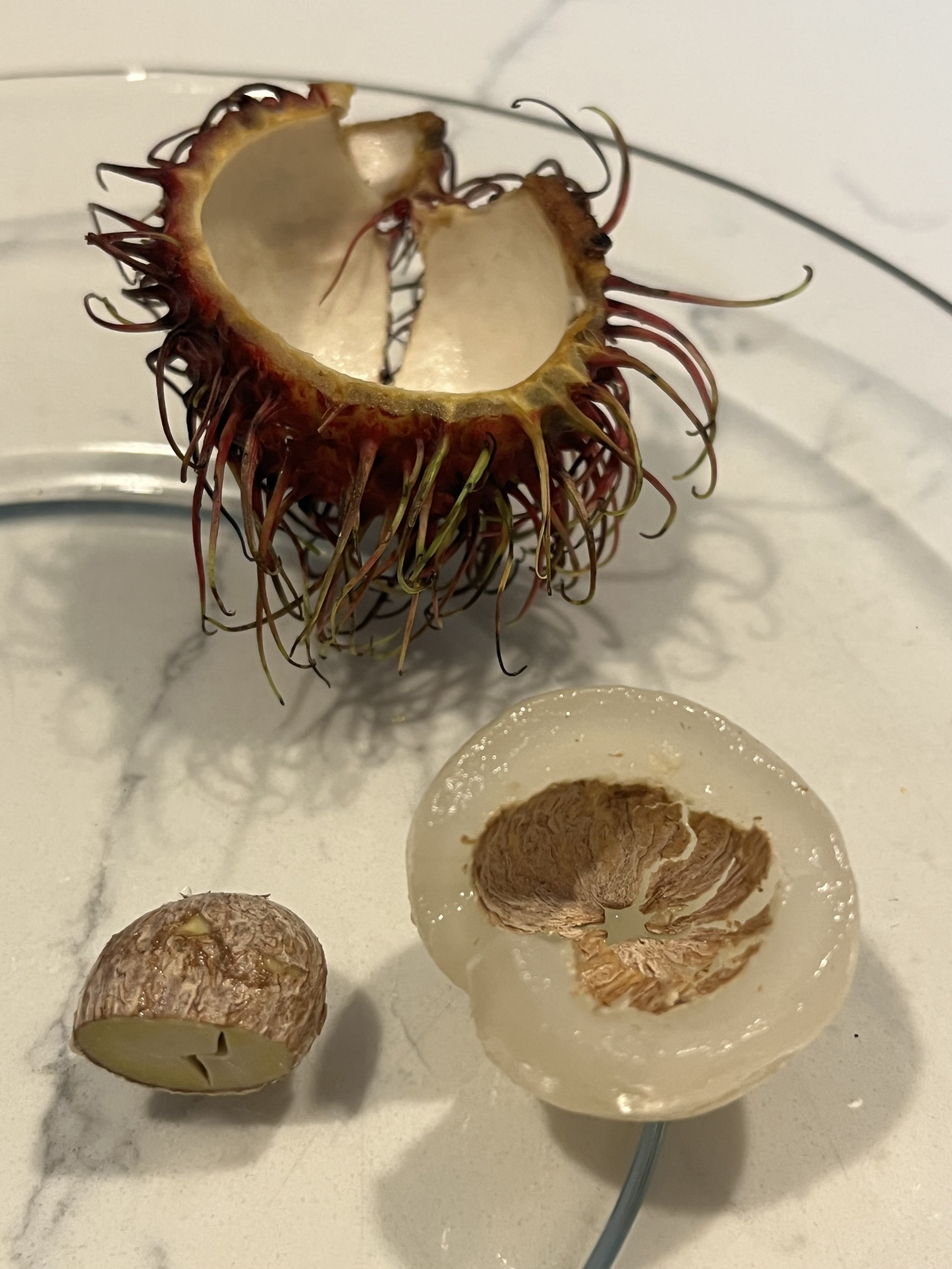 peeled rambutan